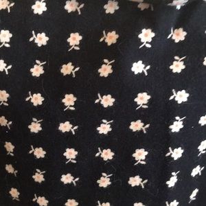 🌺 Cropped floral cami Silence & Noise